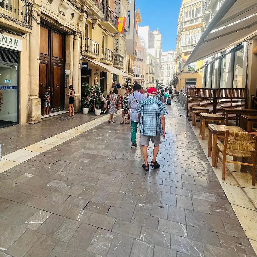 Emilysuites - Malaga Centro Historico Homestay