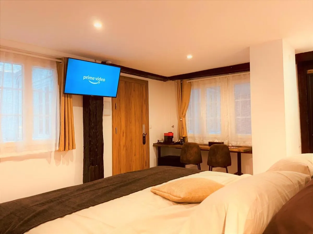 Emilysuites - Malaga Centro Historico Spain